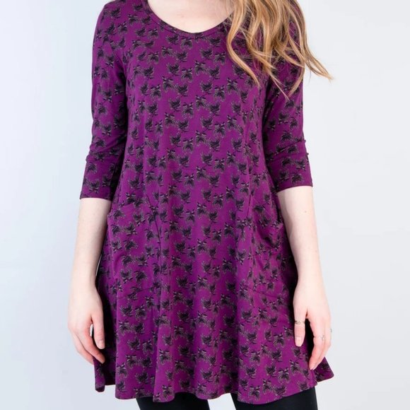 Blue Sky Clothing Veronica Tunic - Orchid Mums 4X - Picture 1 of 2